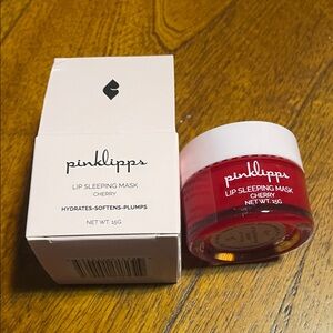 Cherry Lip Sleeping Mask